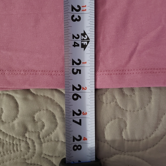 CLEARANCE V-Neck Bubble Sleeve Top - Picture 5 of 7